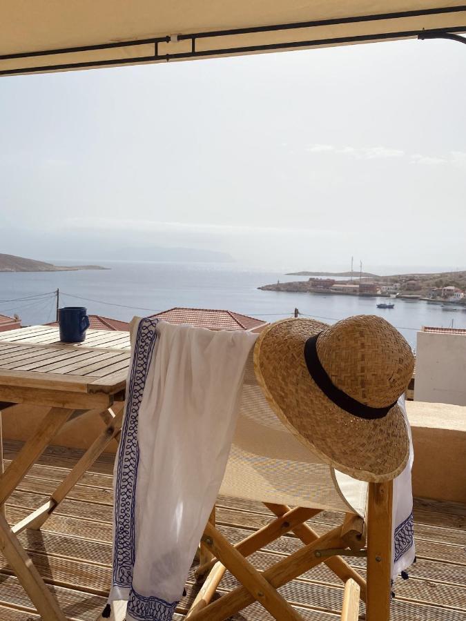 Marina Castellana Studios II Chalki Town Buitenkant foto