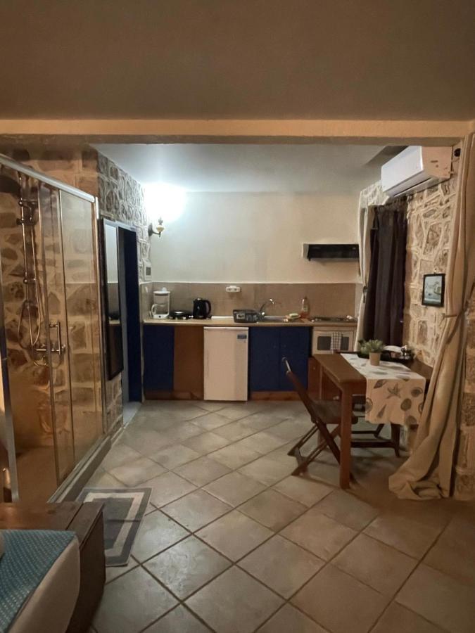 Marina Castellana Studios II Chalki Town Buitenkant foto