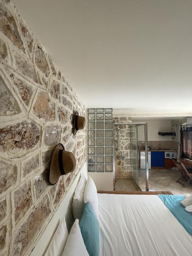 Marina Castellana Studios II Chalki Town Buitenkant foto